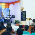 Bapak Adalah Pria Tak Tergoyahkan
