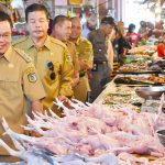 Pastikan Harga Sembako Aman, Ini yang Dilakukan Wabup Sintang…