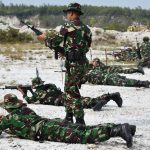 Latihan Menembak, Prajurit Korem 121/Abw Gunakan P1 dan Laras Panjang