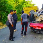 Pecah Ban, Mobil Dinas Camat Ketungau Hulu Terbalik