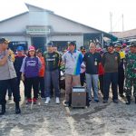 Jumat Bersih, Ide Cemerlang Kapolres Sintang Ciptakan Lingkungan Bersih