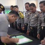 Bangun Komitmen Transparansi dan Akuntabilitas, Kapolres Sintang dan Pejabat Utama Teken Pakta Integritas