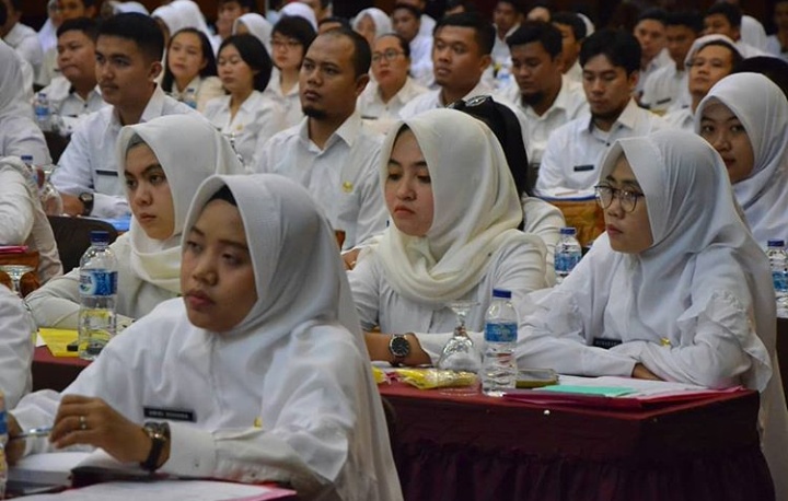 332 CPNS Kalbar Terima SK, Midji: Pahami Aturan Kepegawaian dan Revolusi Industri 4.0