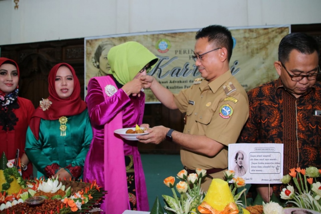 Emak-emak Melenial Harus Kuasai IT
