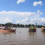 Lomba Perahu Hias Meriahkan Harjad Kota Sintang ke 657, RSUD Ade M Djoen Juara Pertama