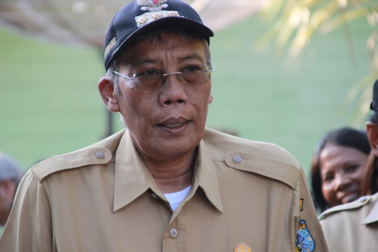 Bupati Jarot Tepis Isu Hoaks Jembatan Ketungau II Bermasalah