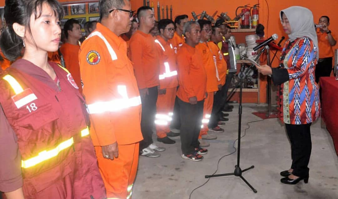 Bupati Erlina Lantik Pengurus FKPKS dan BPAS Mempawah