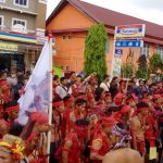 Ribuan Pasukan Merah Tuntut PN Sintang Bebaskan 6 Terdakwa Karhutla