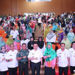 Jangan Biarkan Anak Bebas Bermain <i>“Gadget”</i>
