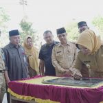Kantor Lurah Sungai Pinyuh Diresmikan, Erlina: Dijaga, Dirawat, dan Dimanfaatkan dengan Baik
