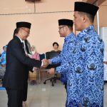 19 Pejabat Pengawas Dinkes Sintang Dilantik dan Disumpah, Ini Pesan Kadinkes