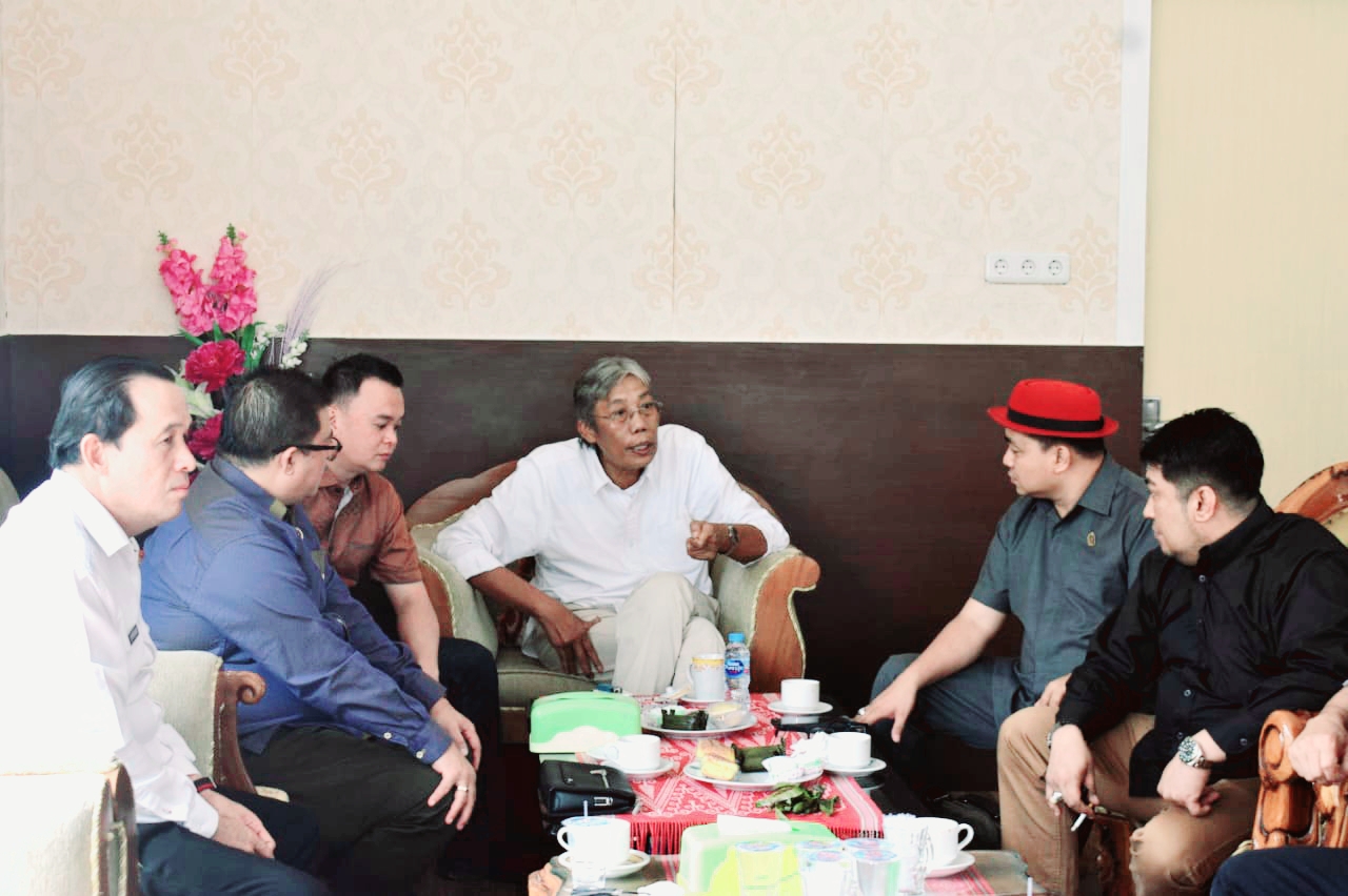 Bupati Jarot Minta Status Jalan Provinsi Diprioritaskan