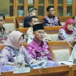 ‘Nyanyian’ Bupati Erlina Soal Dampak Kenaikan Iuran BPJS di RDPU Komisi IX DPR RI