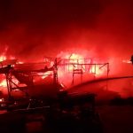 3 Lanting dan 3 Motor Bandung Muatan BBM Terbakar