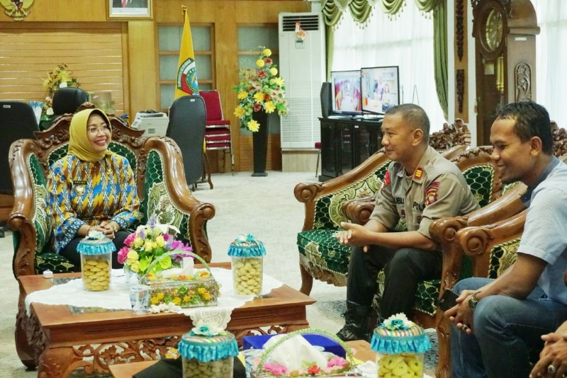 Hj Erlina Dukung Penempatan Brimob Polda Kalbar di Mempawah