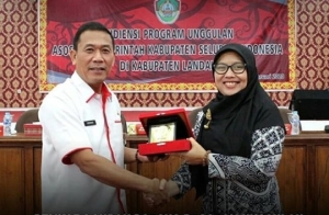 Landak Dorong Program Unggulan Apkasi