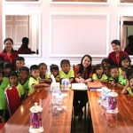 Terima Kunjungan Anak PAUD, Bupati Karolin Berikan Pengetahuan Pemerintahan Sejak Dini