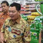 Askiman Akui Masker dan Hand Sanitizer Langka di Sintang