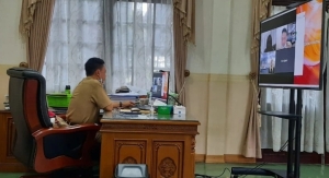 Edi Tekankan OPD Tangani Dampak Sosial Akibat Covid-19