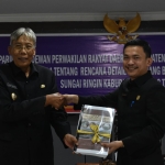 Bupati Serahkan Raperda RDTR BWP Industri Sungai Ringin ke DPRD Sintang