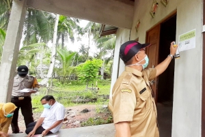 Rumah Penerima Bansos di Kelurahan Tanjung Ditempeli Stiker Keluarga Miskin