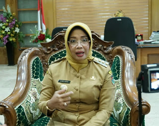 Bupati Erlina Minta Santri yang Baru Datang Lakukan Karantina Mandiri