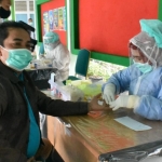 Edi – Bahasan dan Pimpinan OPD Kota Pontianak Jalani Rapid Test Covid-19