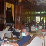 Bupati Jarot Minta Perbankan dan Non Perbankan Jalankan SE OJK