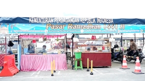 Pedagang Takjil Mempawah Keluhkan Sepi Pembeli di Tengah Wabah Covid-19