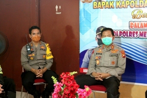 Pastikan Kesiapan Pelayanan Masyarakat, Kapolda Kalbar Berkunjung ke Polsek Sungai Pinyuh
