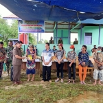 Dewan Ini Pantau Langsung Pembagian BLT di Desa Kubu Berangan