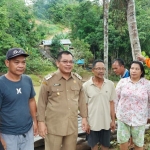 Jembatan Gantung Lintang Tambuk Hanyut Diterjang Banjir, Askiman: Pempus Akan Ganti dengan Rangka Baja