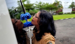 Cegah Klaster Baru Pemerintahan, 42 Pejabat Eselon II dan III Jalani Tes Swab
