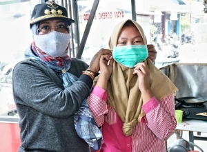 Tak Terpapar Covid-19, Berikut Resep Jitu Bupati Erlina