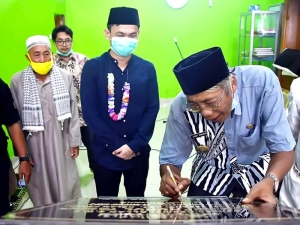 Bupati Jarot Ajak Rakyatnya Hidup Rukun dan Saling Menghormati