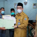 Pemkot Serahkan Hibah Tanah ke Kemenag Pontianak