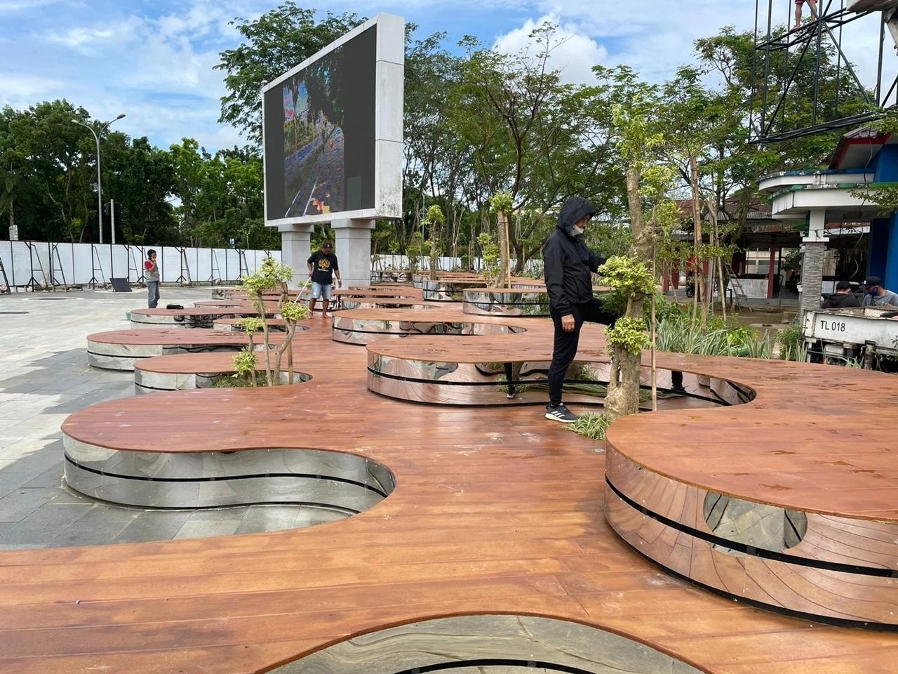 Perbanyak Taman sebagai Destinasi Rekreasi Warga