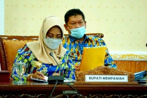 Bupati Erlina Minta Pemprov Kalbar dan Pempus Tingkatkan Jalan Protokol di Mempawah, Ini Alasannya…
