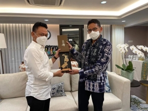 Bukber dengan Menteri Sandi, Edi Kamtono Paparkan Potensi Wisata di Pontianak
