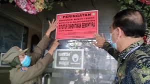 Pemkot Pontianak Segel Wisma Nusantara