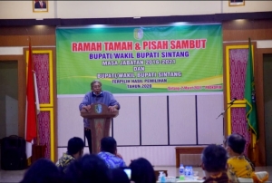 Pemkab Sintang Gelar Pisah Sambut Bupati dan Wakil Bupati Periode 2016-2021