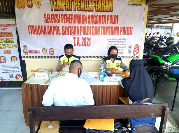 SINTANG-Rekrutmen-Anggota-Polri-1024x767