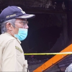 Tinjau Lokasi Kebakaran di Pasar Inpres, Jarot Pastikan Permudah Urus IMB Korban