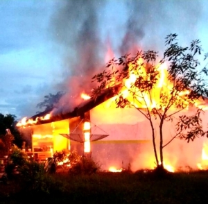 Dua Rumah Dinas LLKUKM Hangus Terbakar