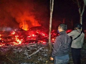 Balita di Desa Manter, Tebelian Tewas Terbakar
