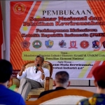 Bupati Jarot Dorong UKM Sintang Bangkit di Tengah Pandemi Covid-19