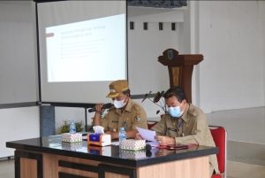 Sikapi Keluhan Pedagang Pasar Masuka, Wabup Intruksikan OPD Ambil Langkah Penertiban