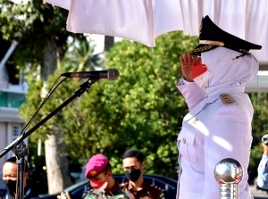 Bupati Erlina Pimpin Upacara HUT Kemerdekaan RI ke-76