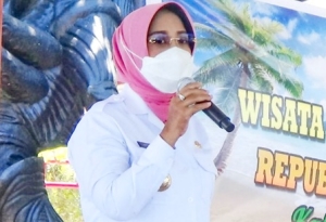 Bupati Erlina Kesal Pajak Ekspor CPO Masih Nol Rupiah