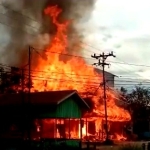 Dua Ruko Hangus Terbakar